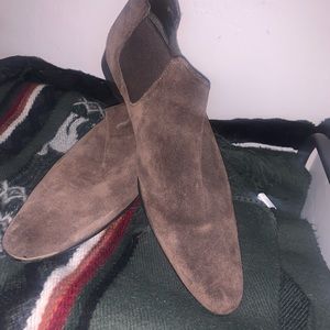 ASOS Men’s Brown Short Chelsea Boot